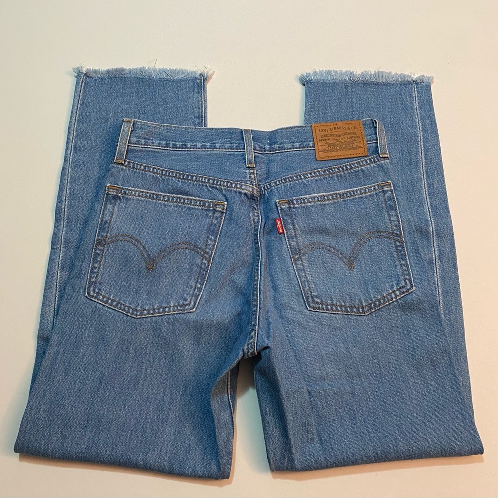 NWOT Levi's Wedgie Straight Jeans | Size 26 - Picture 5 of 6